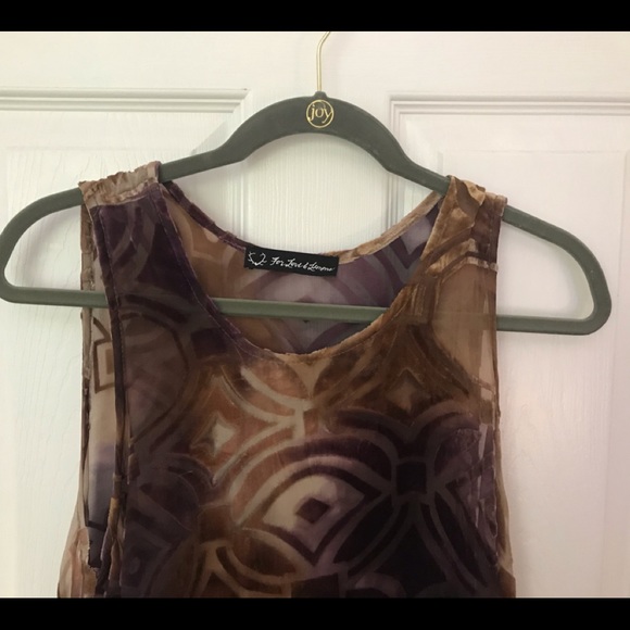 For The Love of Lemons Sleeveless Top - Picture 3 of 3